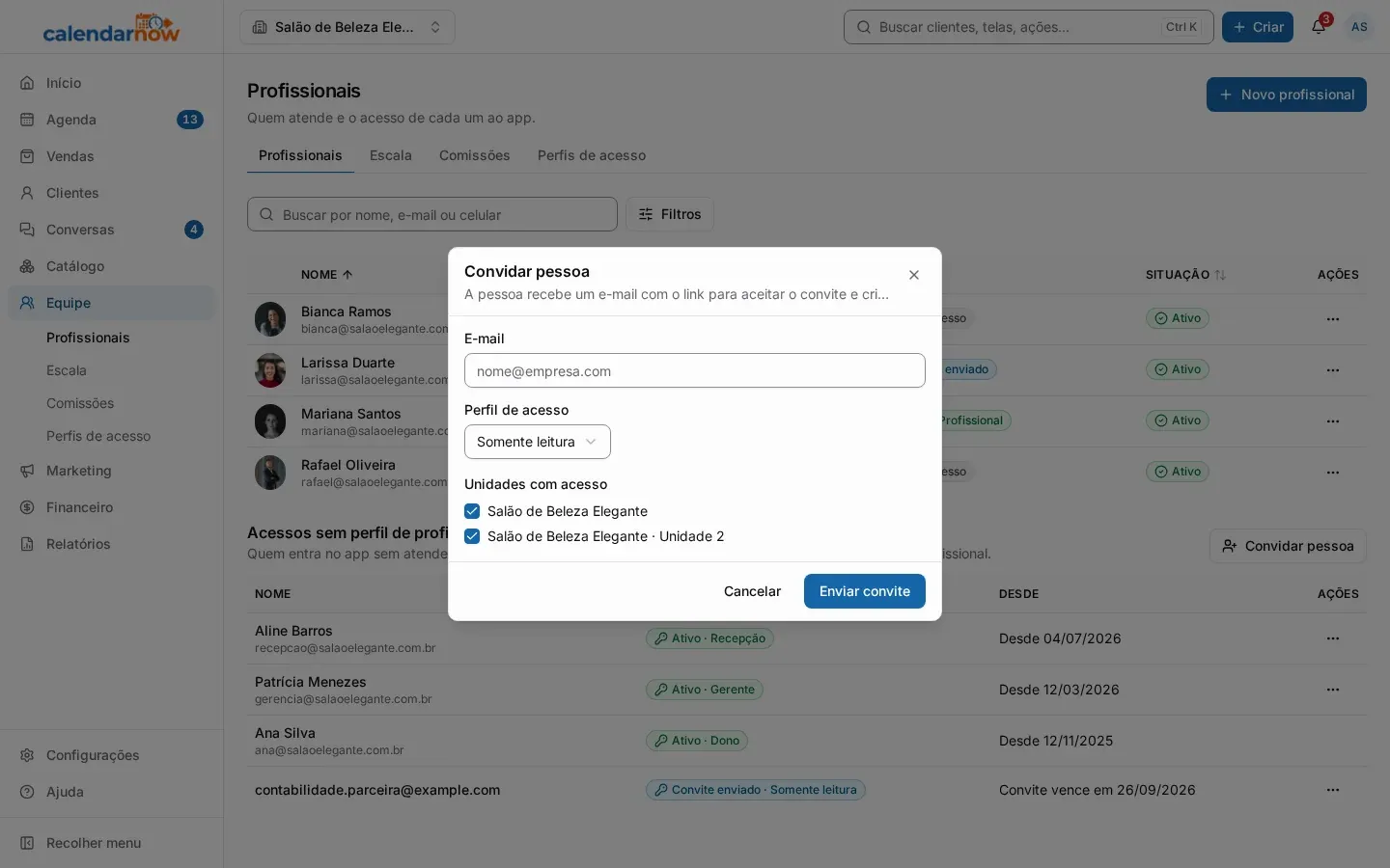 Janela Convidar pessoa com e-mail, perfil de acesso e unidades (no computador)