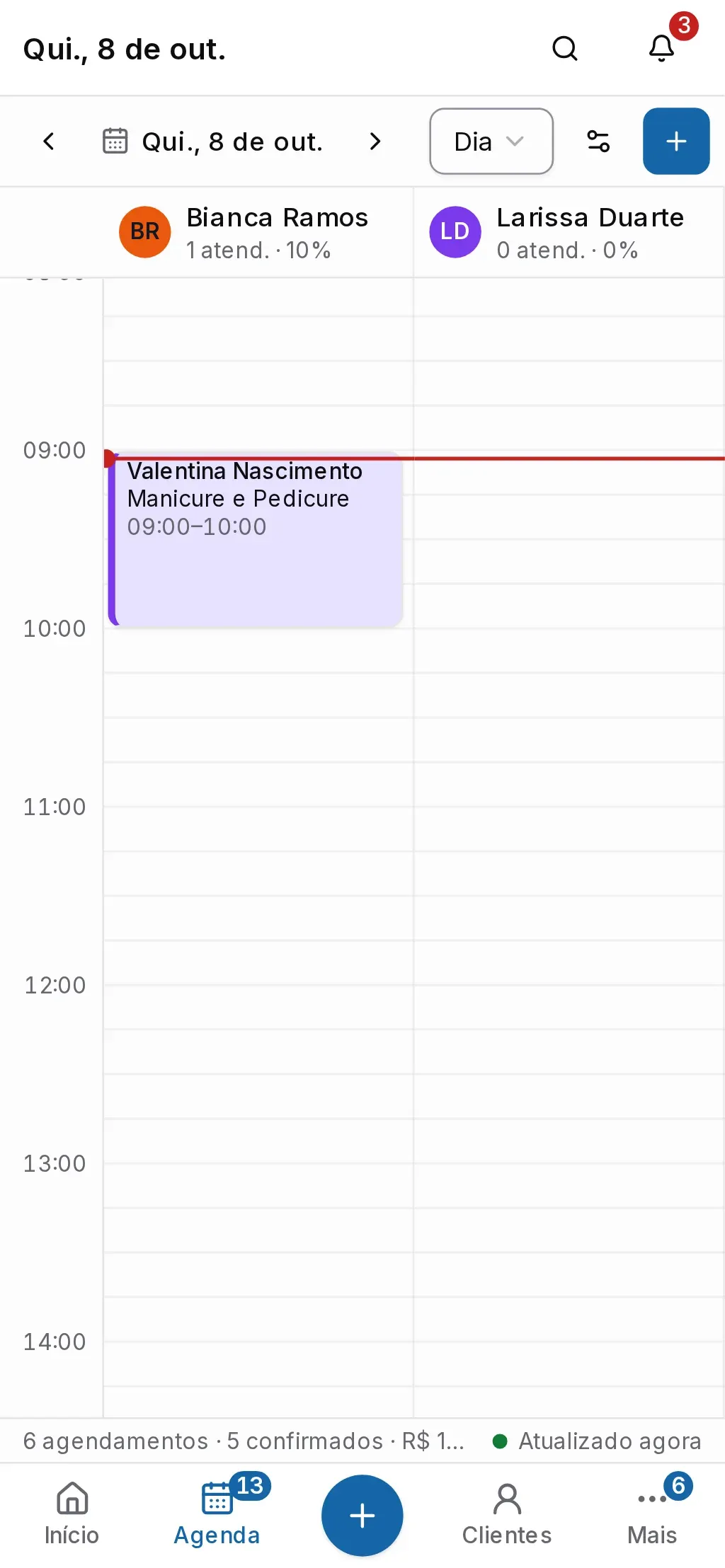 Painel do CalendarNow aberto na agenda do dia, no computador e no celular (no celular)